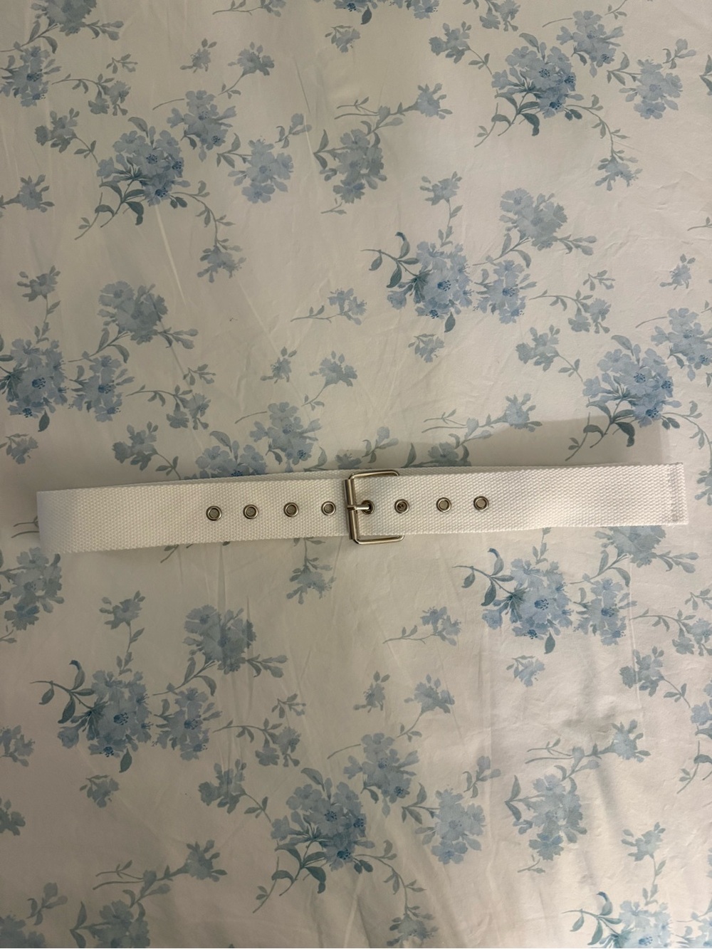 White Canvas Women's Belt with Silver Buckle